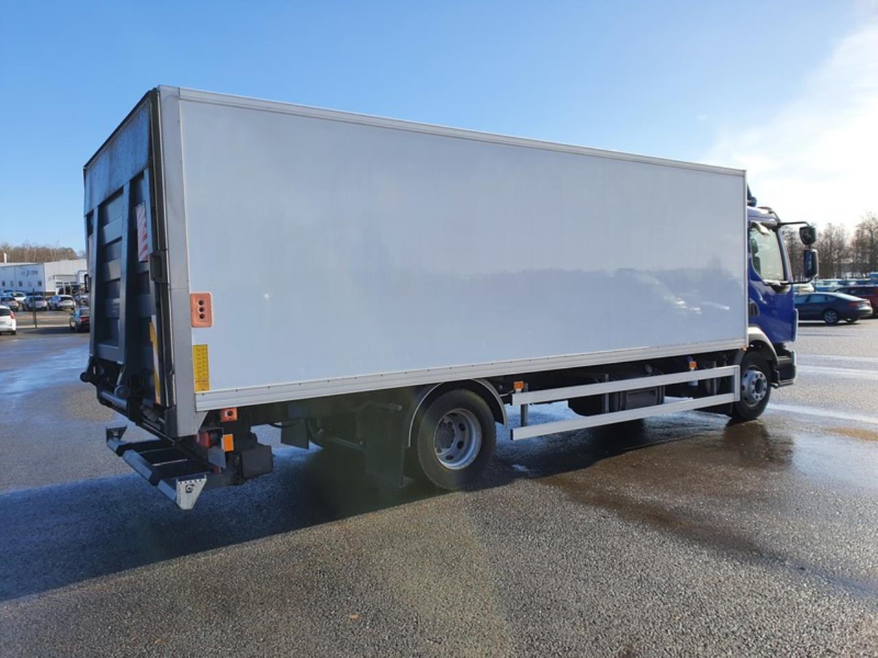 VOLVO FL240 2011 - Skåp