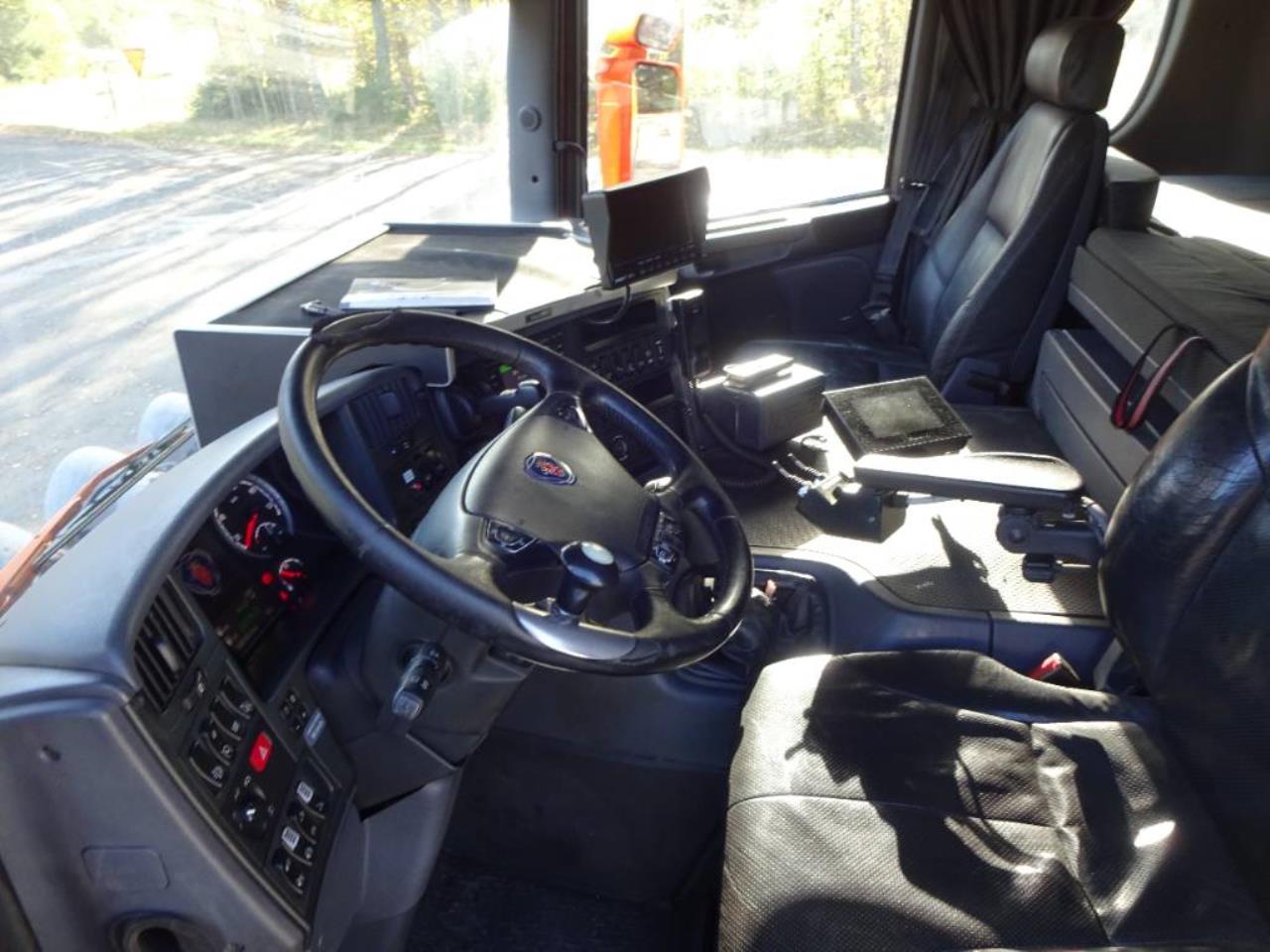 Scania plogutrustad EURO6 P450lb6x2hsz 2015 - Krok/Lastväxlare