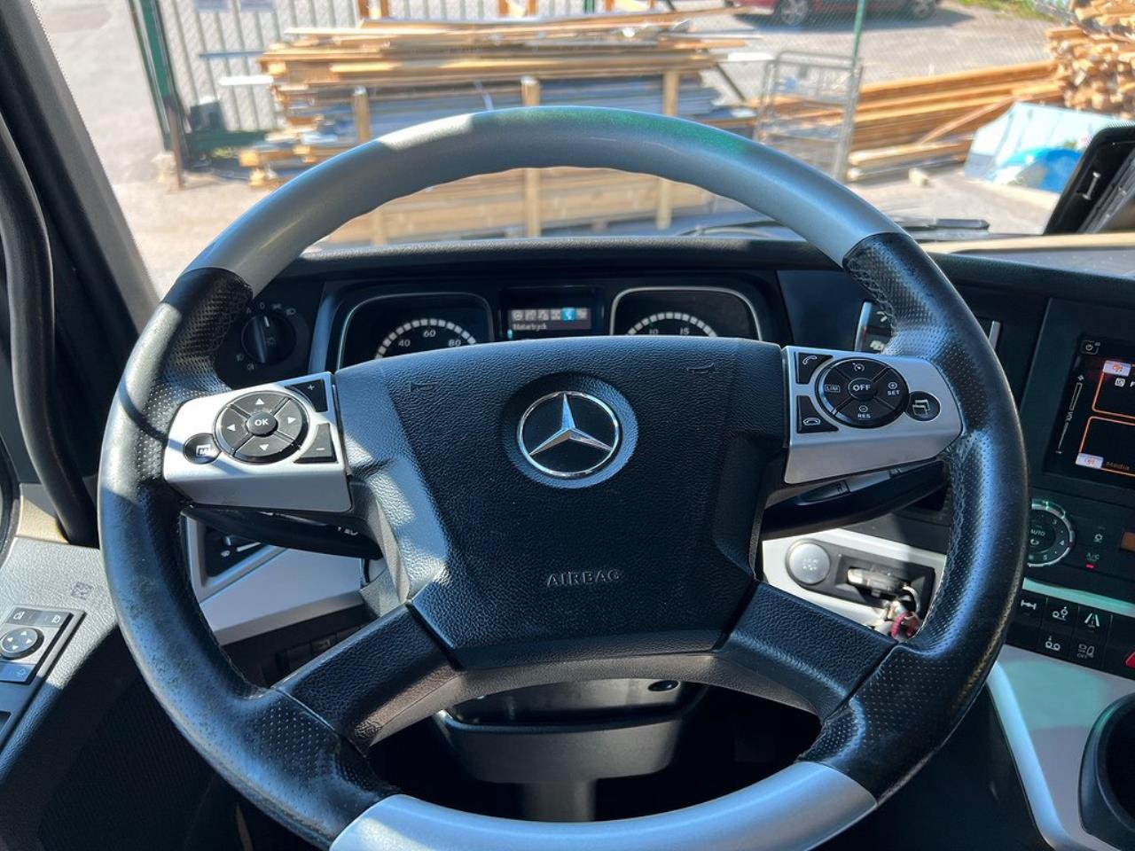 Mercedes-Benz Actros 2551 6x2 Dragbil Solostar 4,0 Hjulbas  2018 - Övrigt