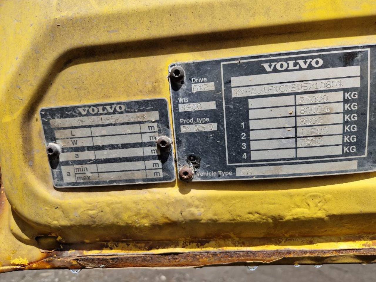 Volvo FM410 6x2 skåpbil 2011 - Demonteringsobjekt