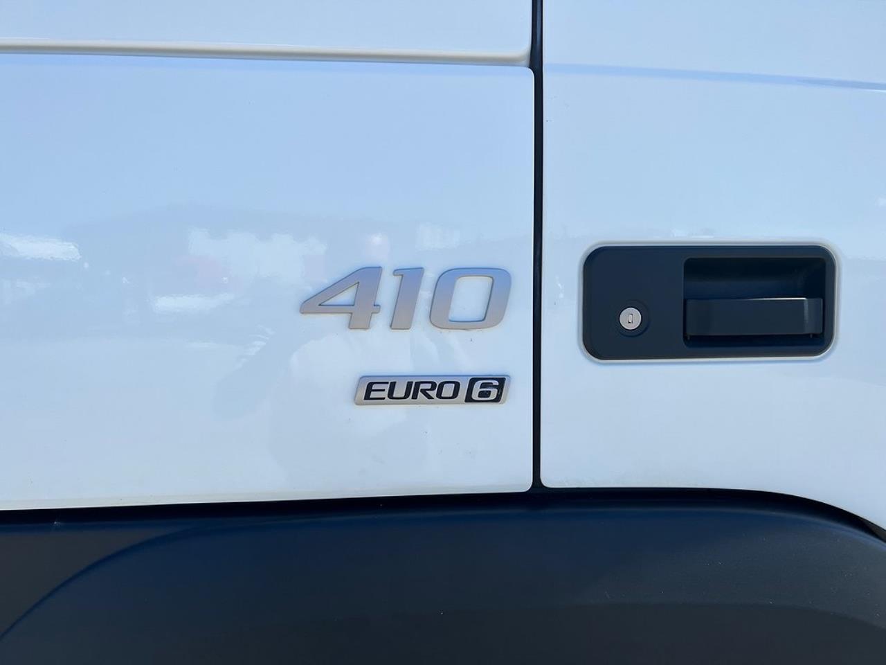 Volvo FM13 410 6x2 Brädgårdsbil Kranbil Euro 6 2016 - Kran