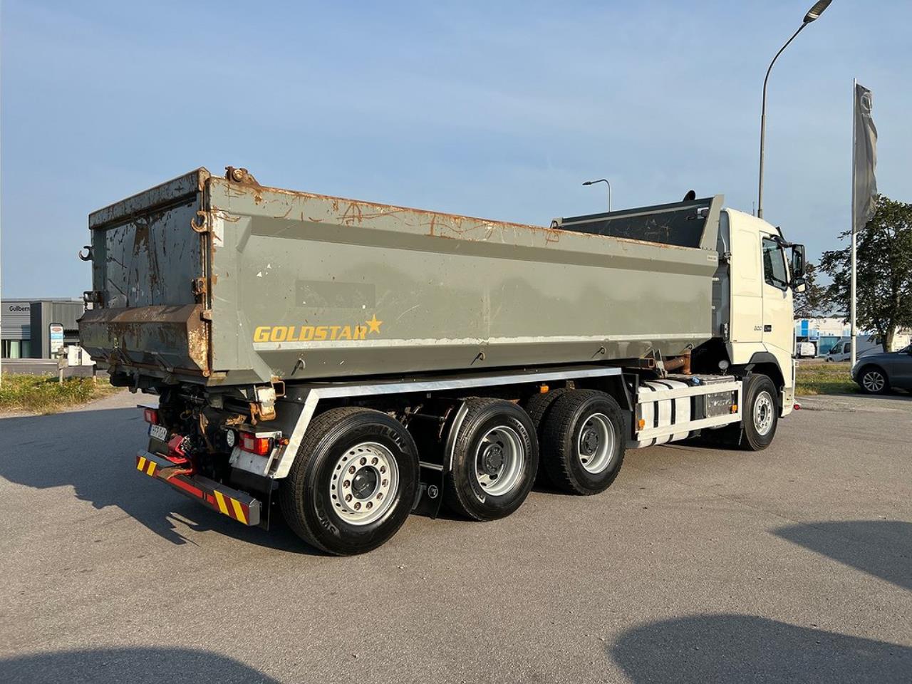 Volvo FH16 600 8x4*4 Tippbil Plogutrustad  2012 - Tipp