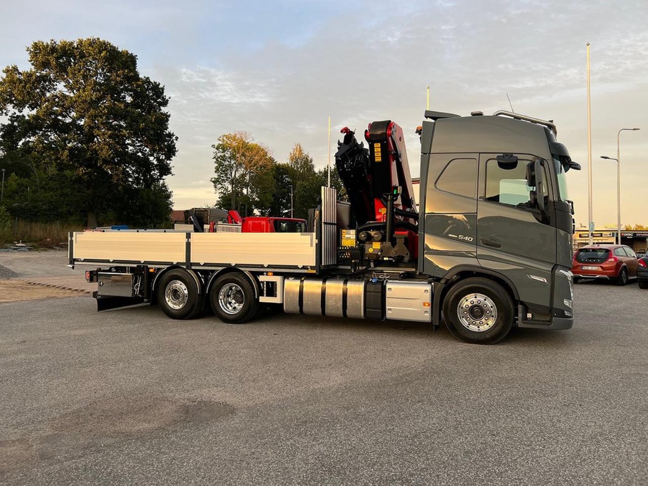 Volvo FH13 540 6x2*4 Kranbil Fullutrustad, Stor kran 2022 - Kran