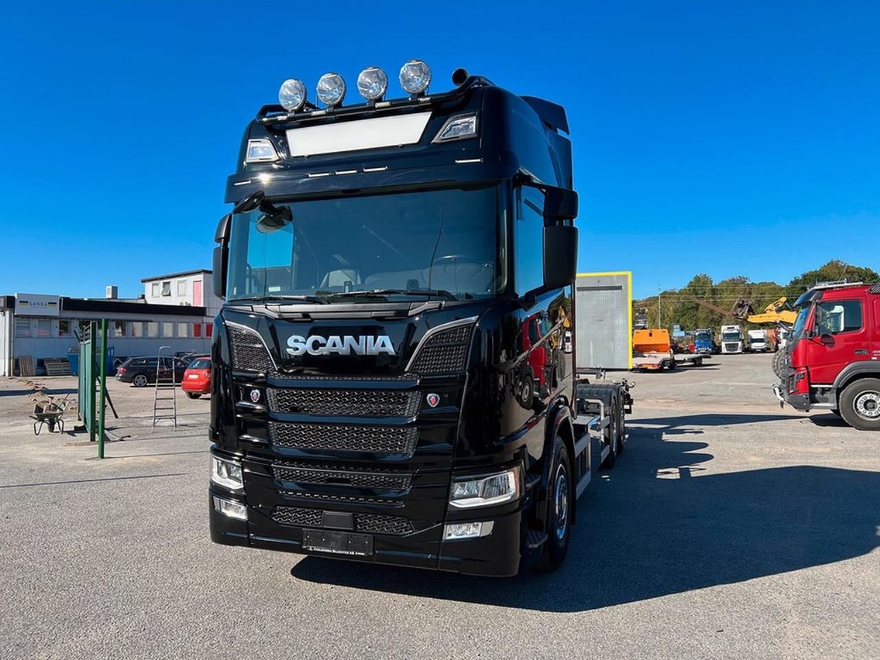 Scania R520 V8 6x2 Container bil / Lösflak *12 000 Mil* 2021 - Växelflak