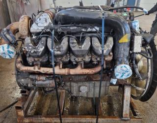 Scania V8 DSC14 15 460HP engine