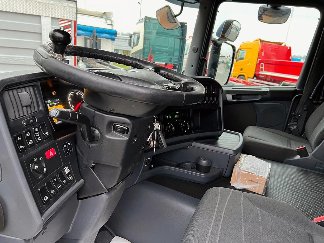 Scania G450 6x2 Brädgårdsbil Stor Kran, Båtstöttor Euro 6 2015 - Kran