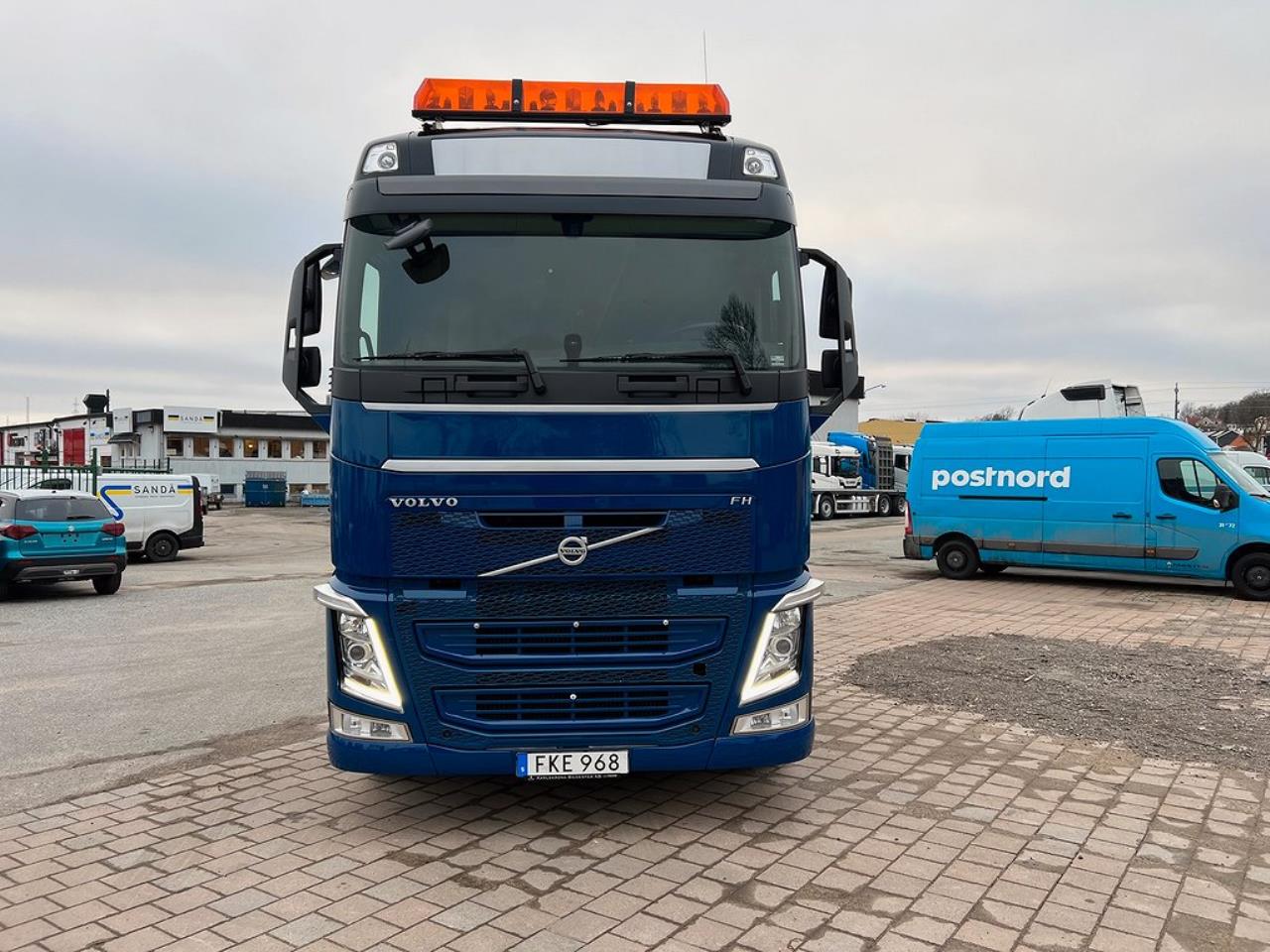 Volvo FH13 460 8x4*4 Tridem Lastväxlare Euro 6 2015 - Krok/Lastväxlare