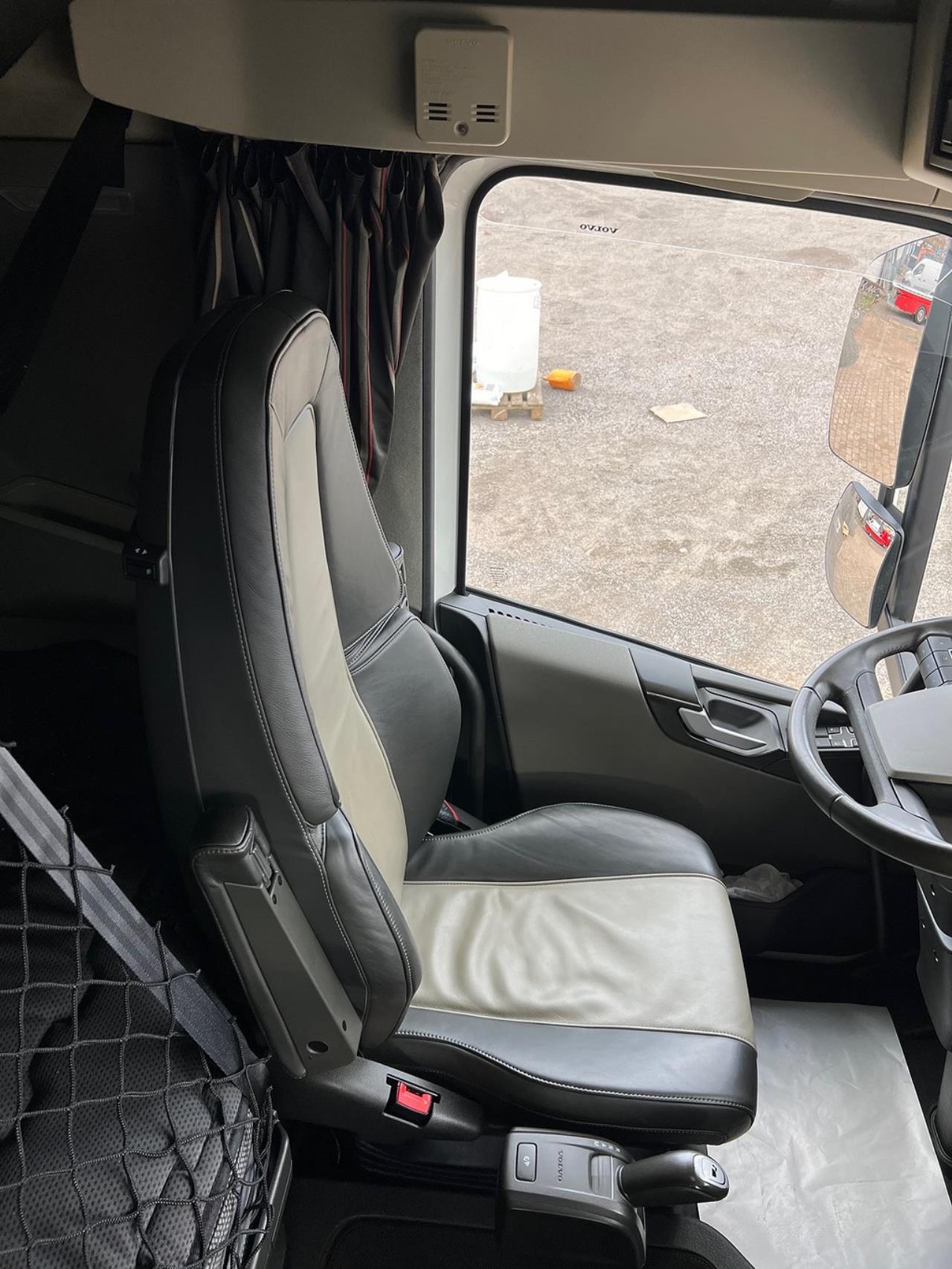 Volvo FH13 500 6x2 I-SAVE TC-Motorn Dragbil  2020 - Dragbil
