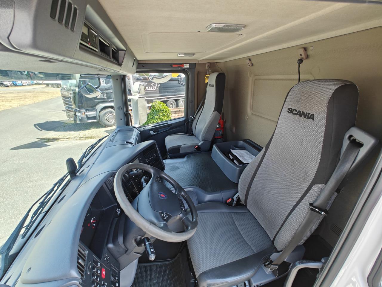 SCANIA P280 2017 - Skåp