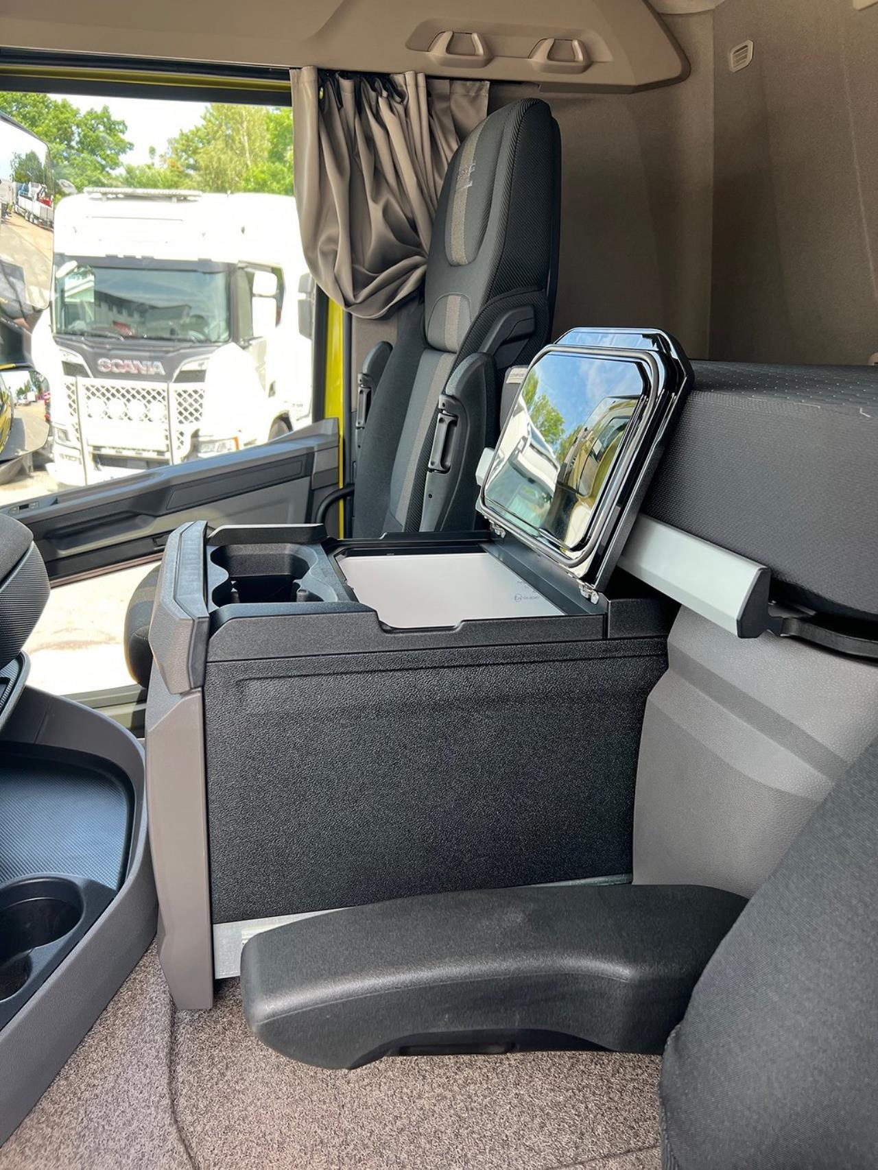 DAF XD 450 6x2*4 Kranbil Brädgårdsbil 2023 - Kran