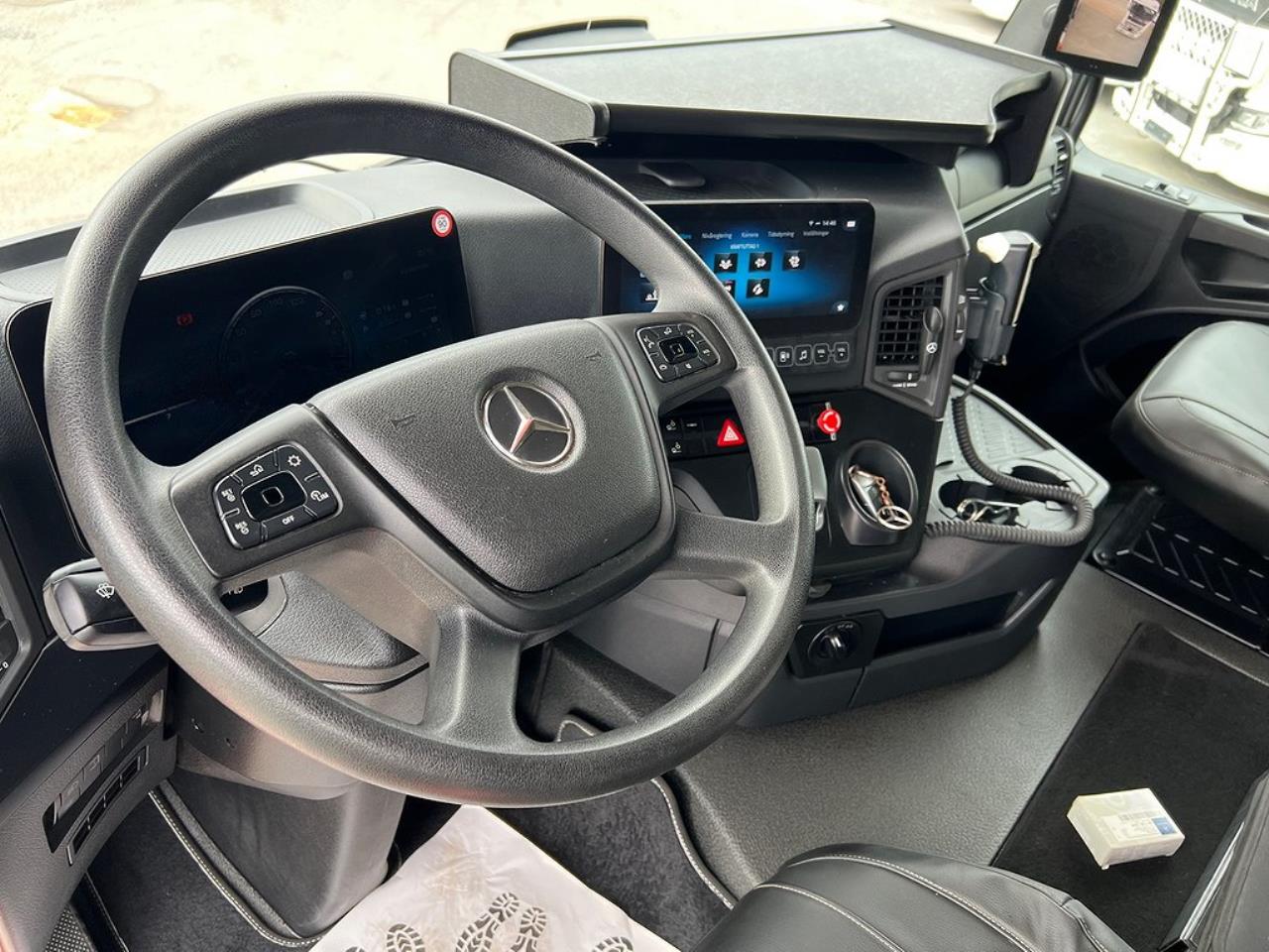 Mercedes-Benz Arocs 3253 8x4*4 Tridem Kranbil Palfinger TEC 2021 - Kran