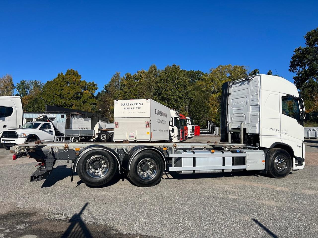 Volvo FH13 540 6x2 Containerbil / Lösflak I-SEE Retarder 2022 - Övrigt
