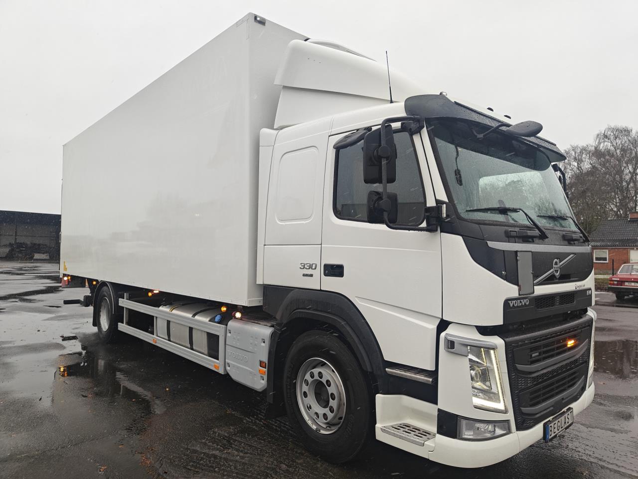 VOLVO FM330 2021 - Skåp