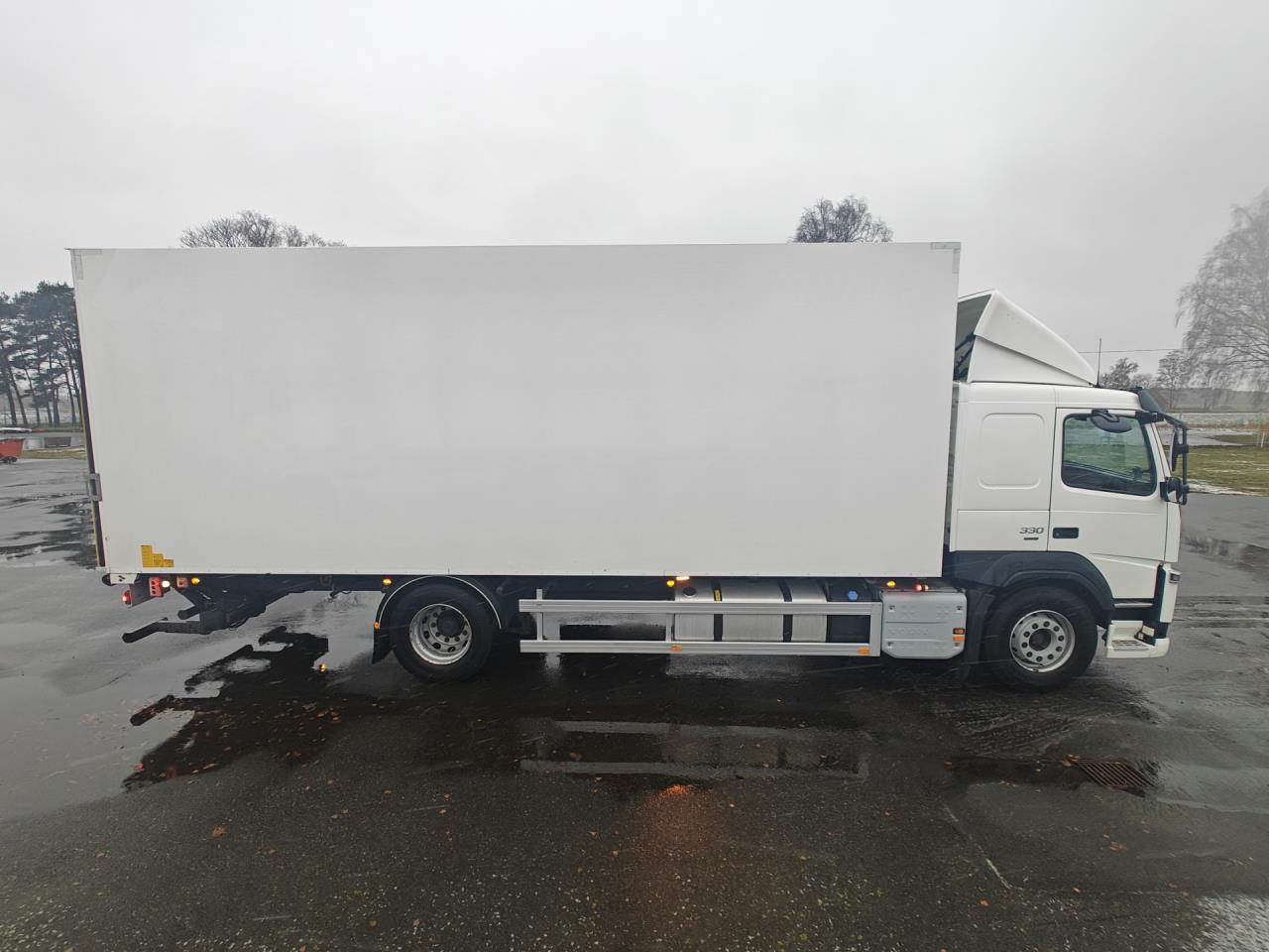 VOLVO FM330 2021 - Skåp