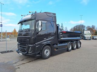 Volvo FH16 8x4 Dumper/Tungdragare