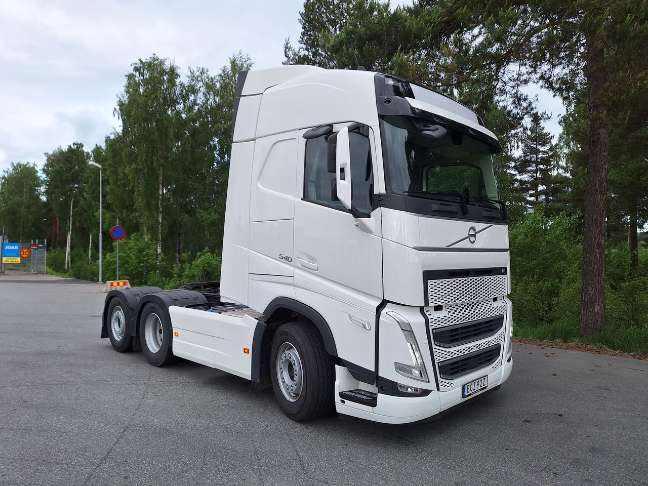 Volvo FH 6x2 Dragbil 2023 - Dragbil