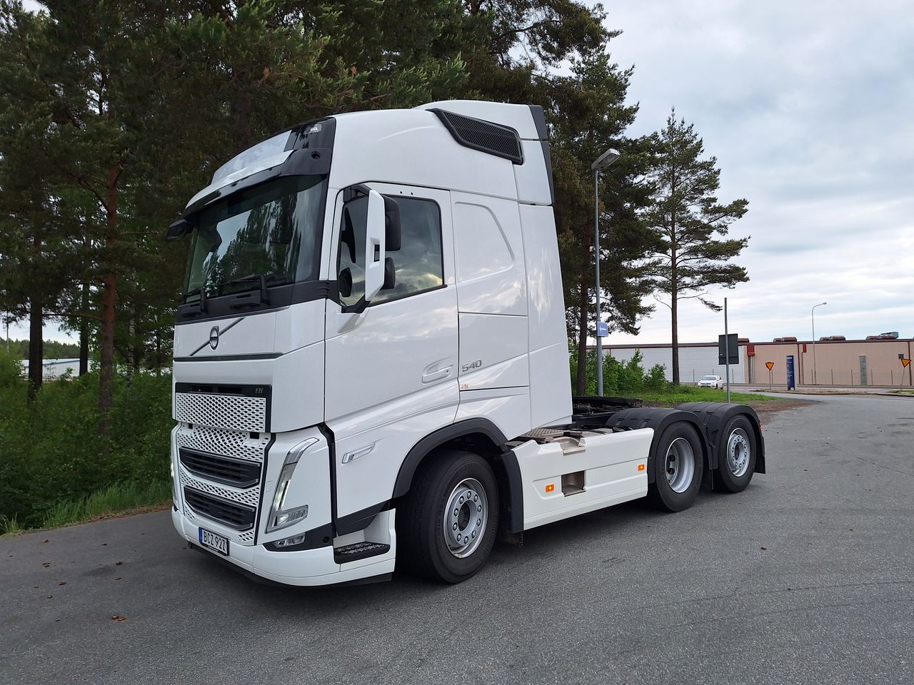 Volvo FH 6x2 Dragbil 2023 - Dragbil