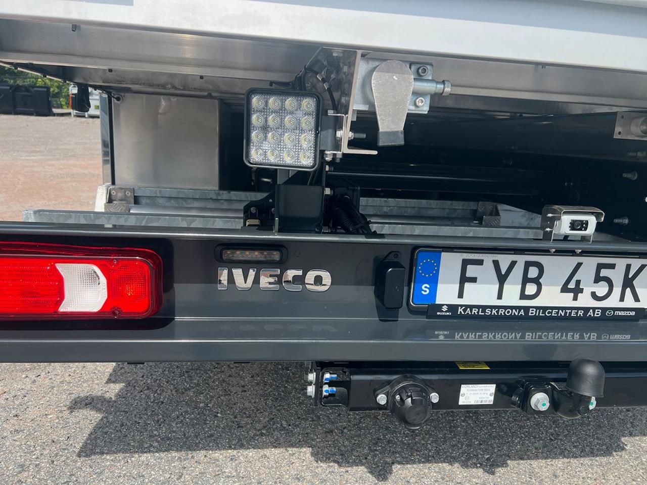 Iveco Daily 72C18 A8 Kranbil Palfinger Kran Fullutrustad 2024 - Övrigt