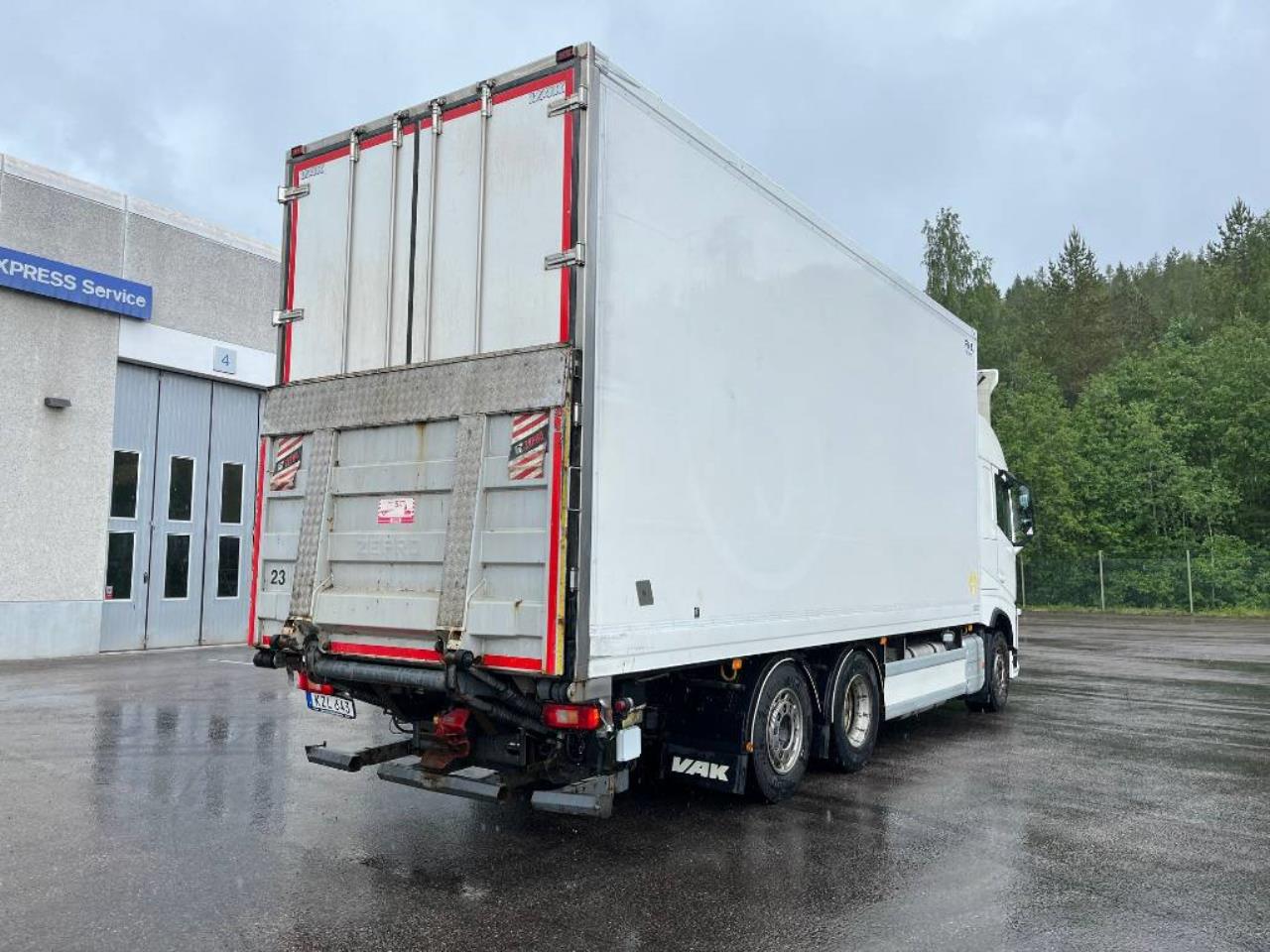 Volvo FH 500 FNA 2015 - Skåp isolerat