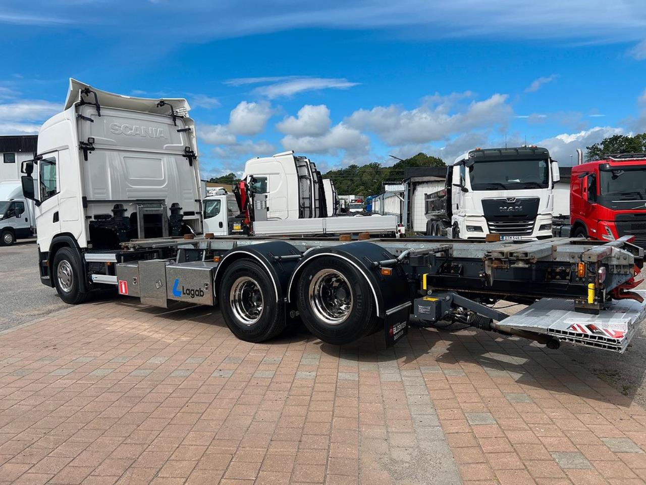 Scania G500 6x2 Lagab Containerbil / Lösflak Z-Lift 2021 - Övrigt