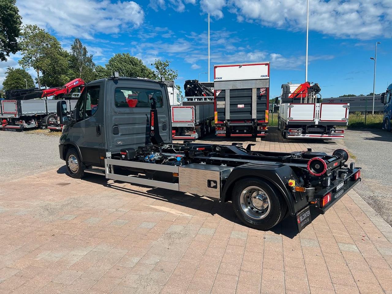 Iveco Daily 72C18 Lastväxlare, Kranflak & Läm/Maskinflak 2024 - Övrigt