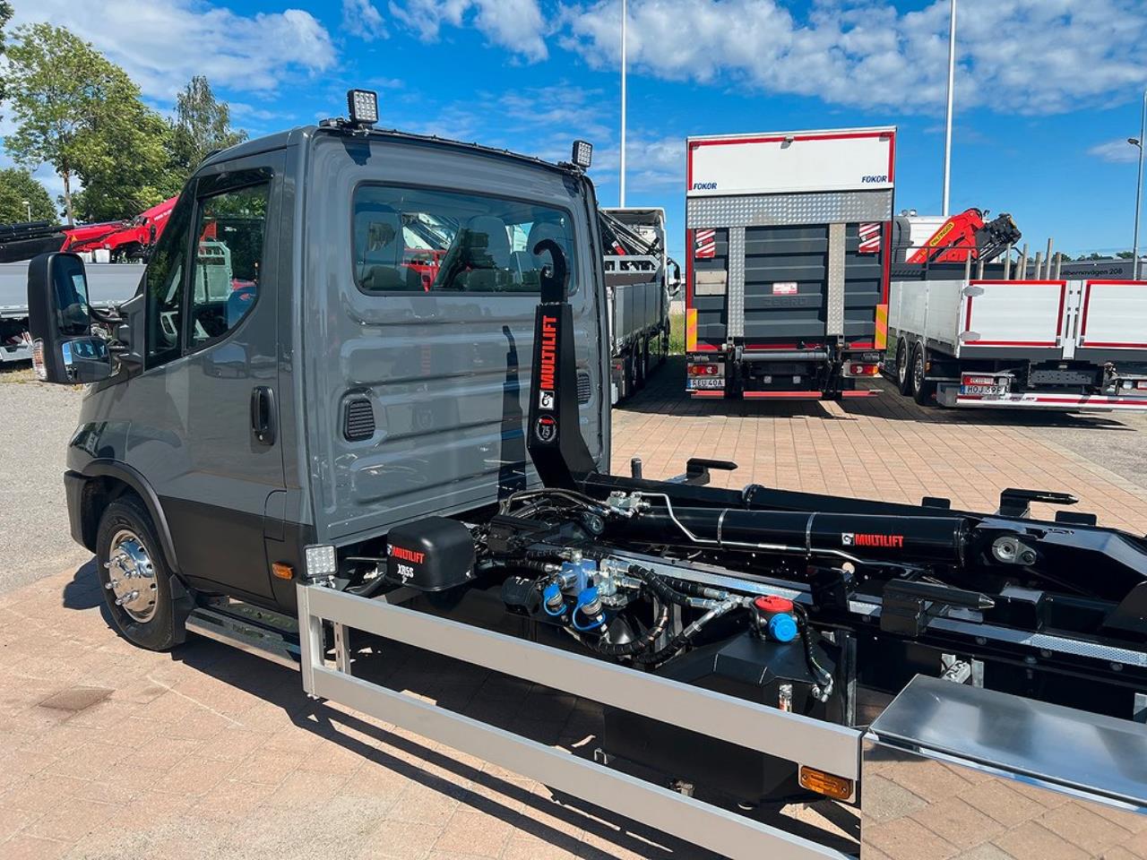 Iveco Daily 72C18 Lastväxlare, Kranflak & Läm/Maskinflak 2024 - Övrigt