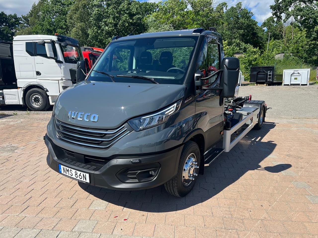 Iveco Daily 72C18 Lastväxlare, Kranflak & Läm/Maskinflak 2024 - Övrigt