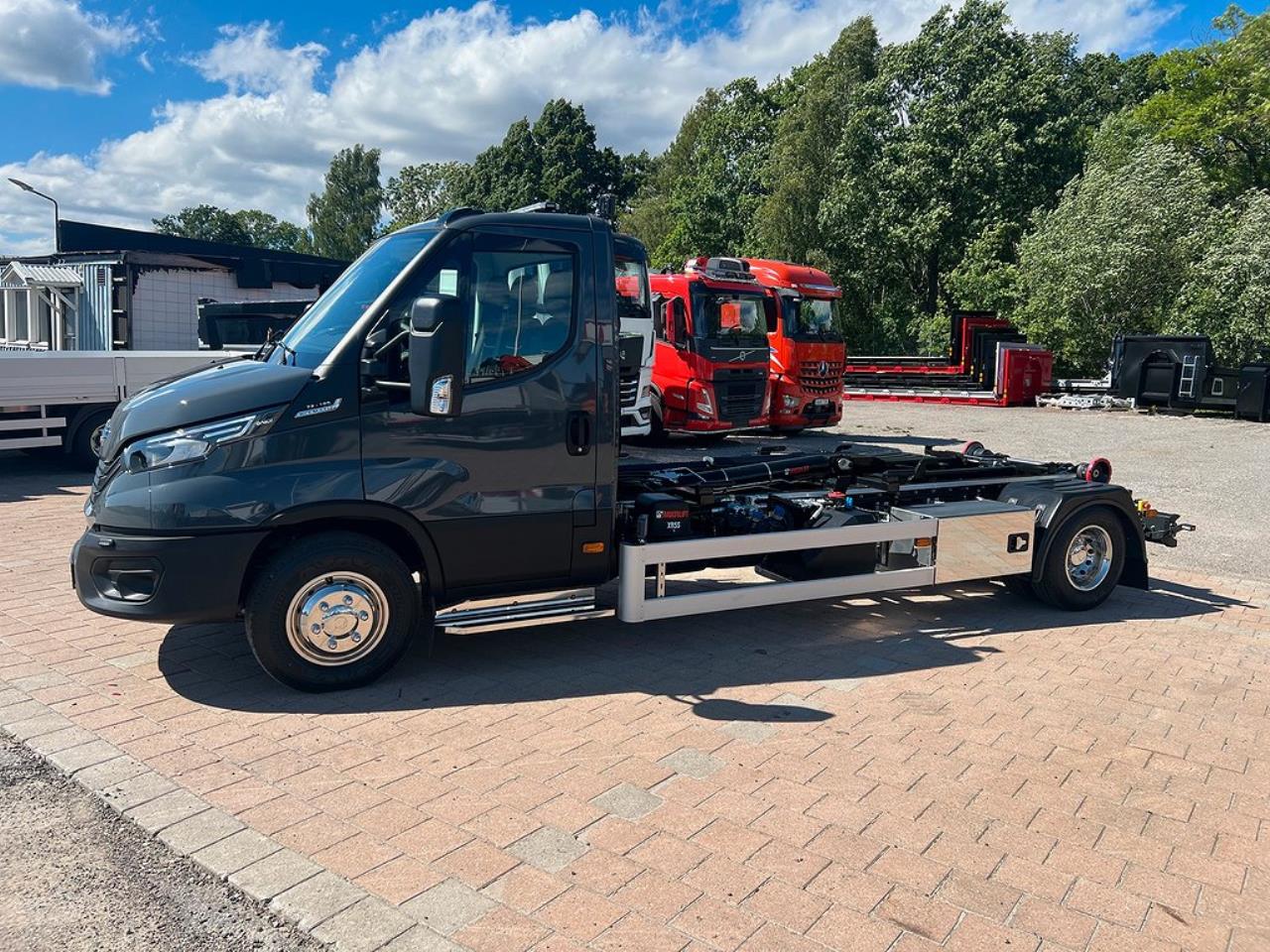 Iveco Daily 72C18 Lastväxlare, Kranflak & Läm/Maskinflak 2024 - Övrigt