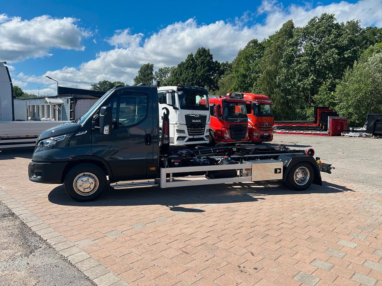 Iveco Daily 72C18 Lastväxlare, Kranflak & Läm/Maskinflak 2024 - Övrigt