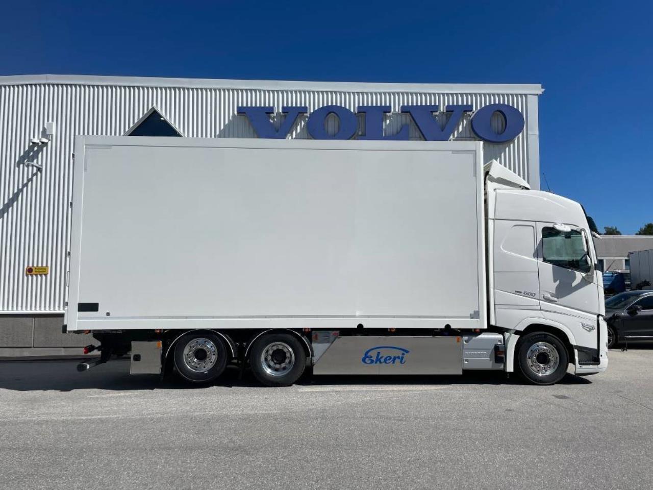 Volvo FH13 500TC 6x2 Skåpbil 2024 - Skåp