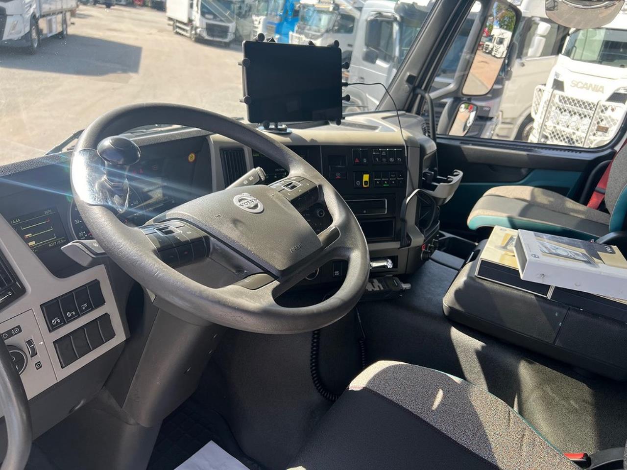 Volvo FM11 450 4x2 TMA Bil Euro 6 2015 - Övrigt