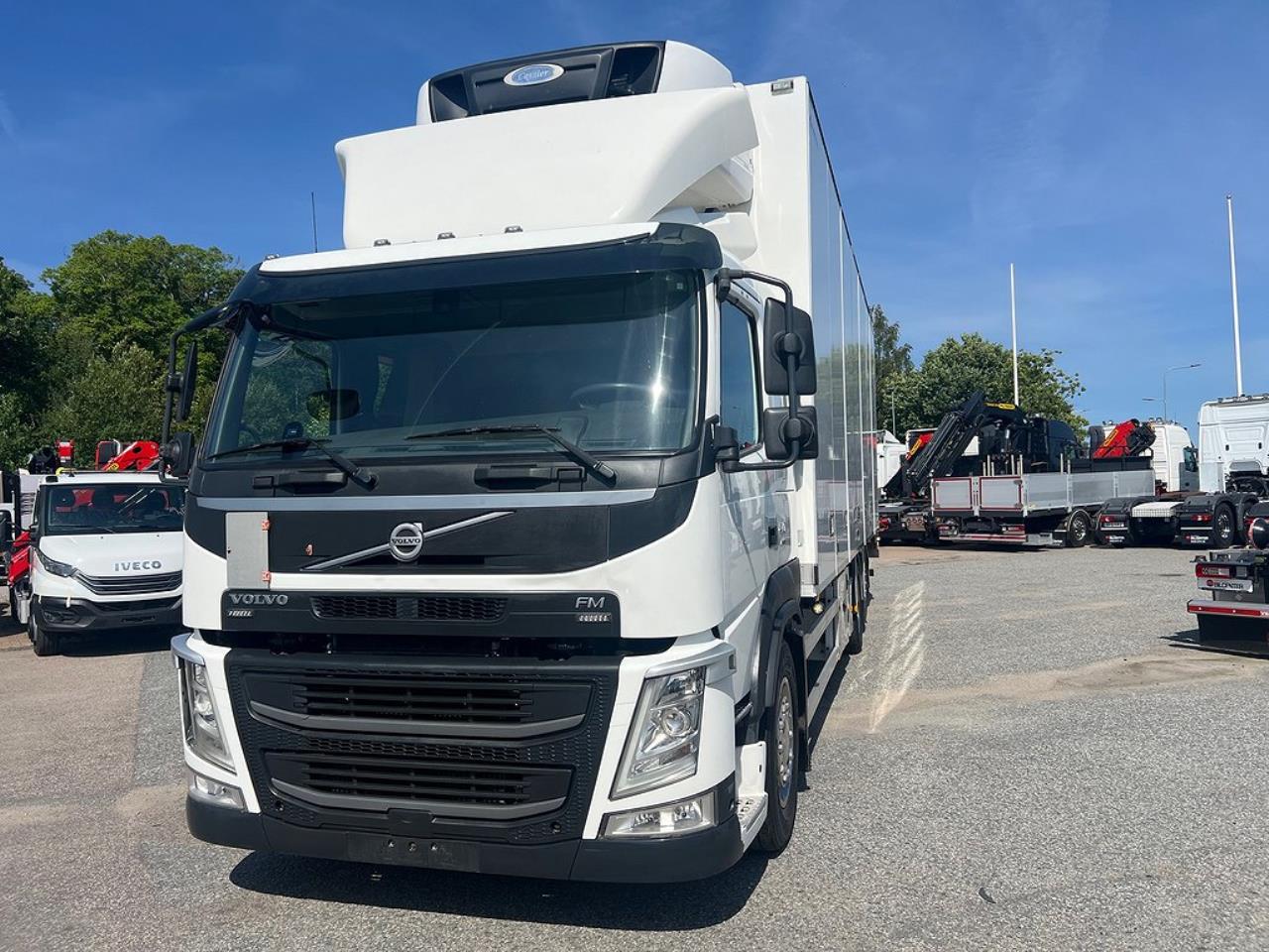 Volvo FM11 410 6x2*4 Kylbil Frysbil Skåpbil Öppningsbarsida 2016 - Skåp