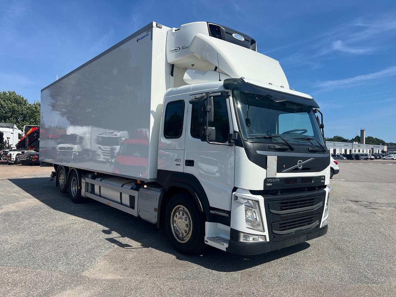 Volvo FM11 410 6x2*4 Kylbil Frysbil Skåpbil Öppningsbarsida 2016 - Skåp