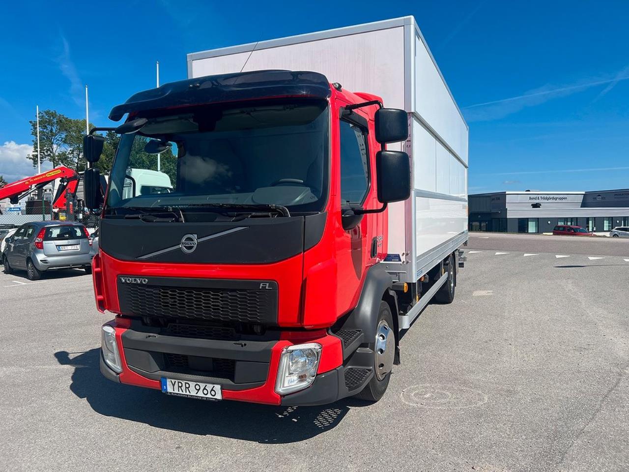 Volvo FL280 4x2 Skåpbil Höj/Sänkbart Tak Euro 6 2019 - Skåp