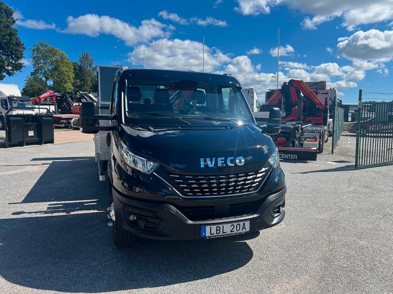 Iveco Daily 72C18 Hi-Matic Kranbil & TMA Bil  2022 - Övrigt