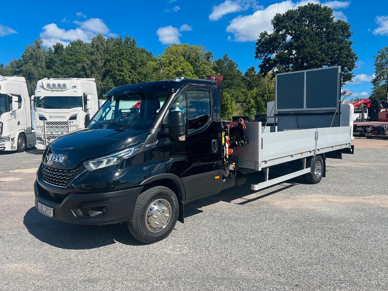 Iveco Daily 72C18 Hi-Matic Kranbil & TMA Bil  2022 - Övrigt