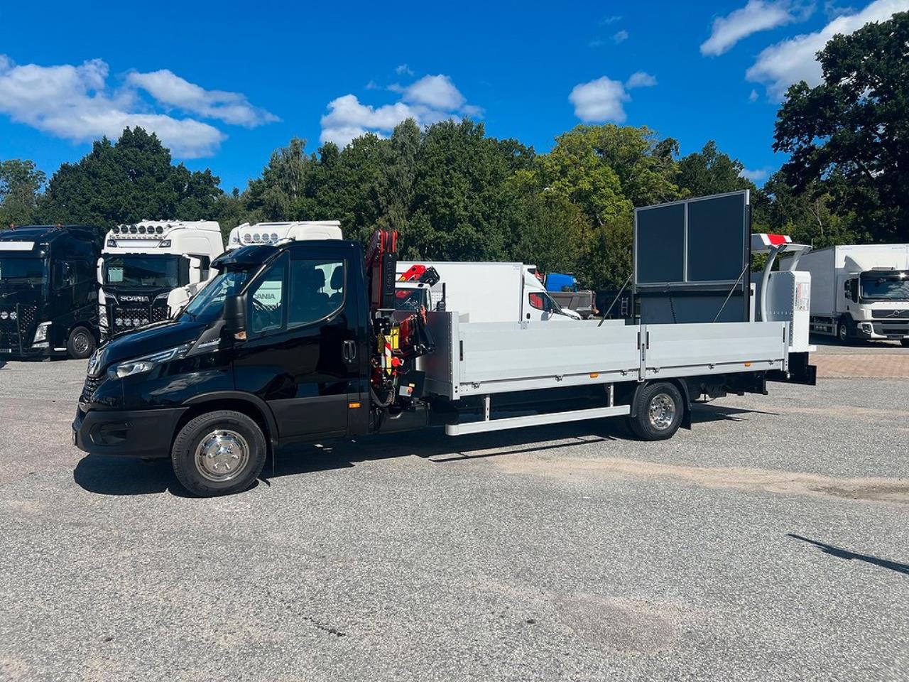 Iveco Daily 72C18 Hi-Matic Kranbil & TMA Bil  2022 - Övrigt