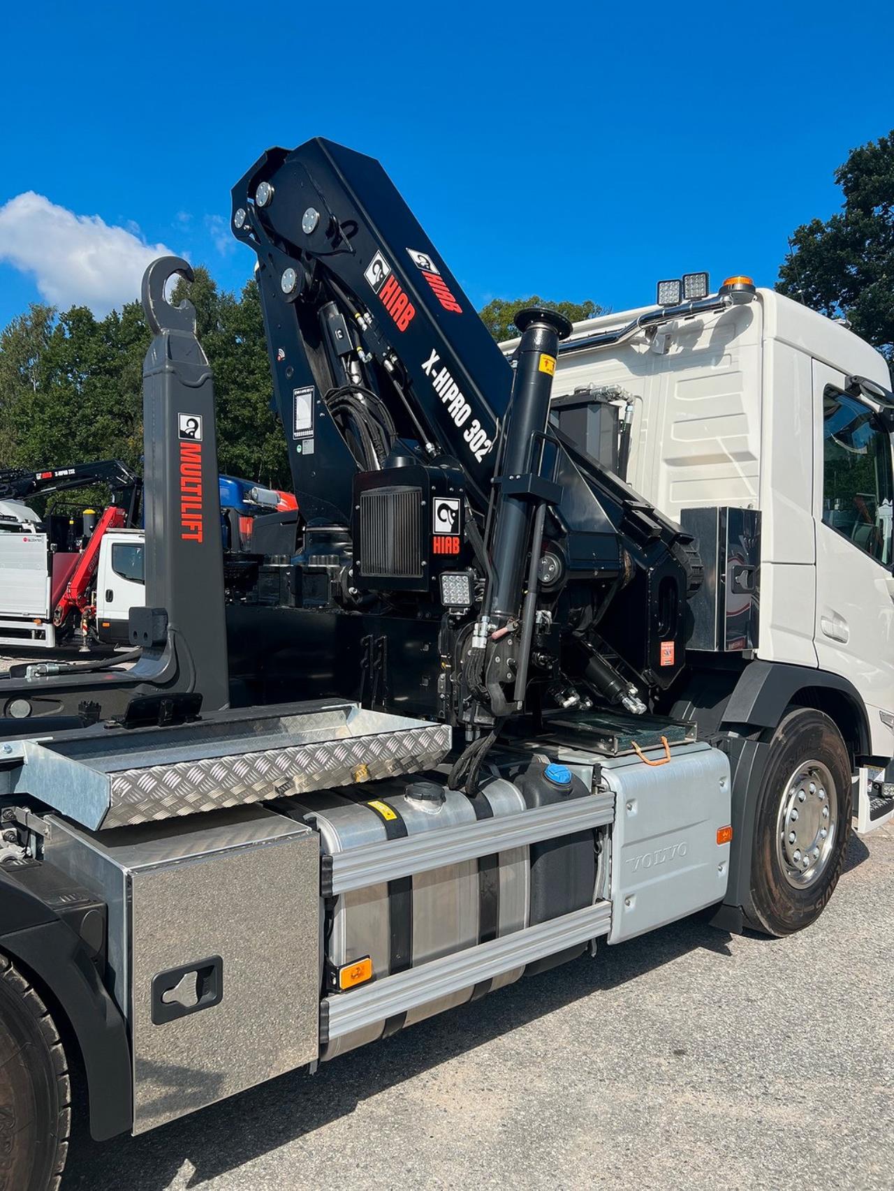 Volvo FM13 500 8x4*4 Tridem Kranväxlare Hiab 302 2023 - Kranväxlare