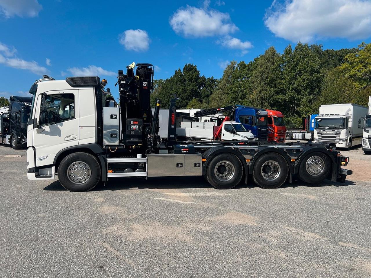 Volvo FM13 500 8x4*4 Tridem Kranväxlare Hiab 302 2023 - Kranväxlare