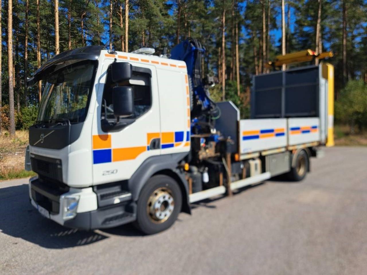 Volvo FL250 4X2 TMA Kranbil 2016 - TMA