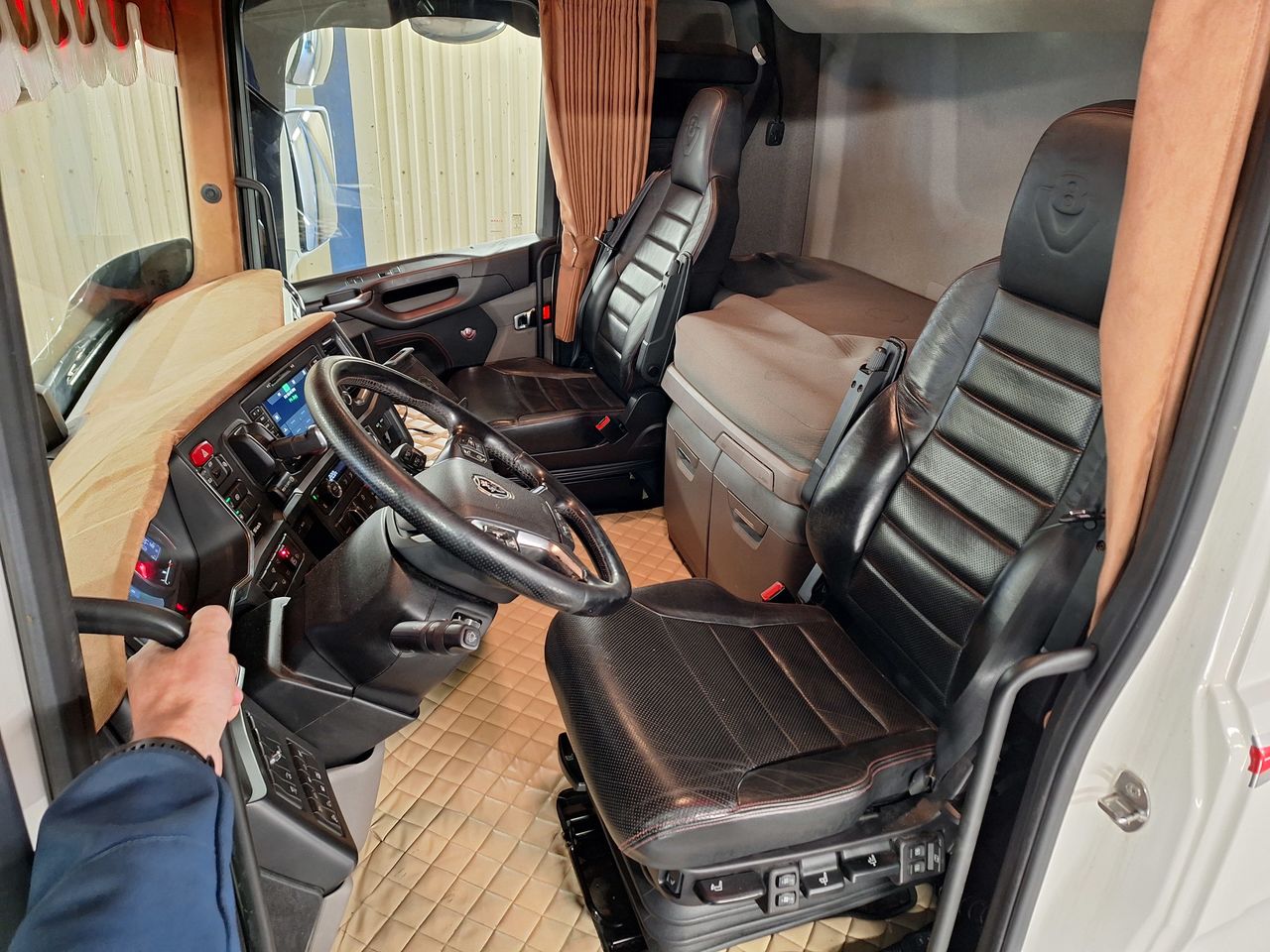 Scania S580 6x2 Skåp 2019 - Skåp