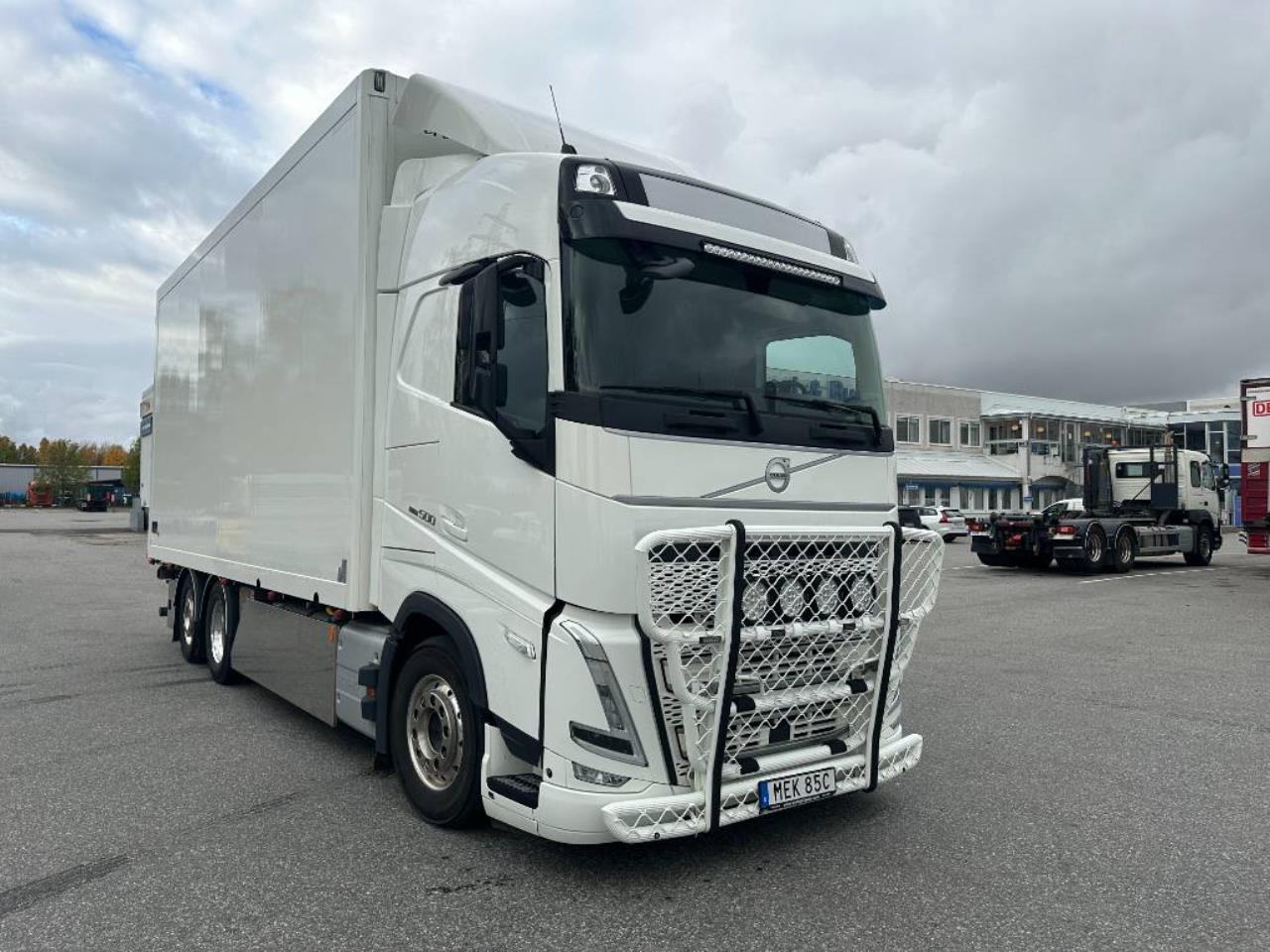 Volvo FH 500 I-save Skåpbil 2023 - Skåp