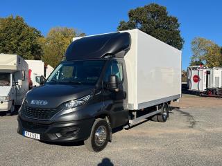 Iveco Daily 72C21 Automat Skåpbil Z-Lift Lastvikt 3560 Kg