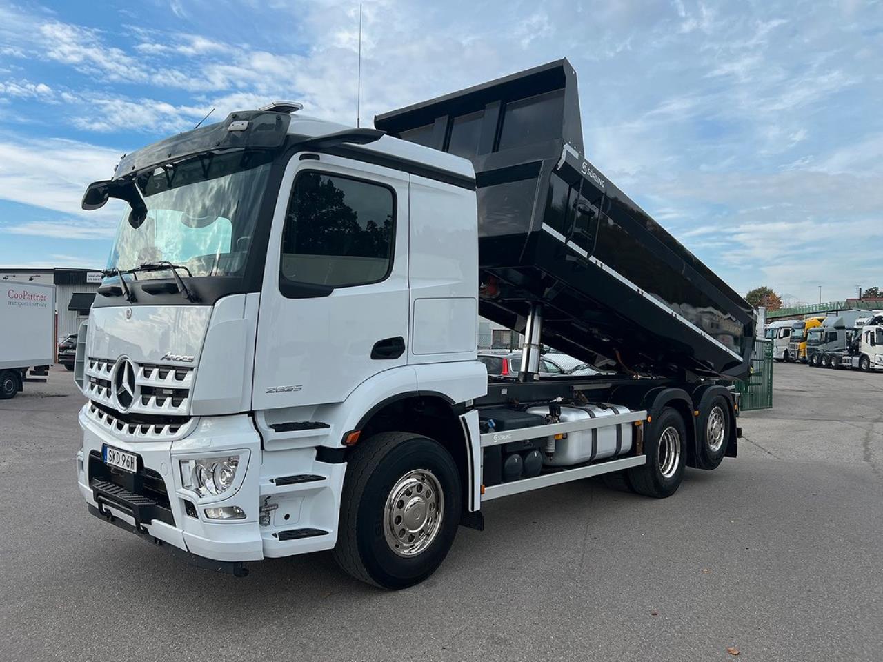 Mercedes-Benz Arocs 2835 6x2*4 Tippbil / Schaktbil Euro 6 2020 - Tipp