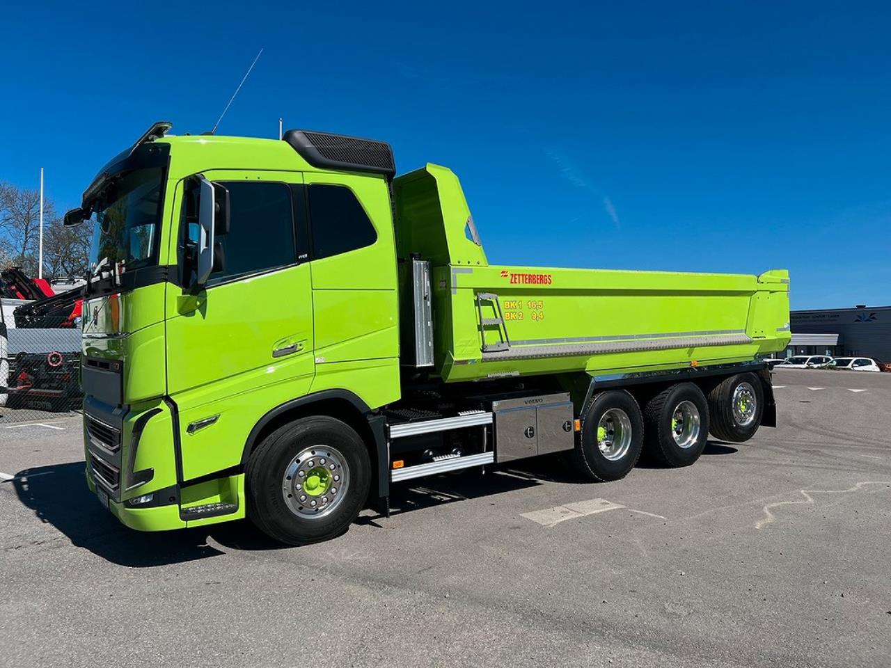 Volvo FH16 550 8x4*4 Tridem Tippbil I-See, Välutrustad 2021 - Tipp