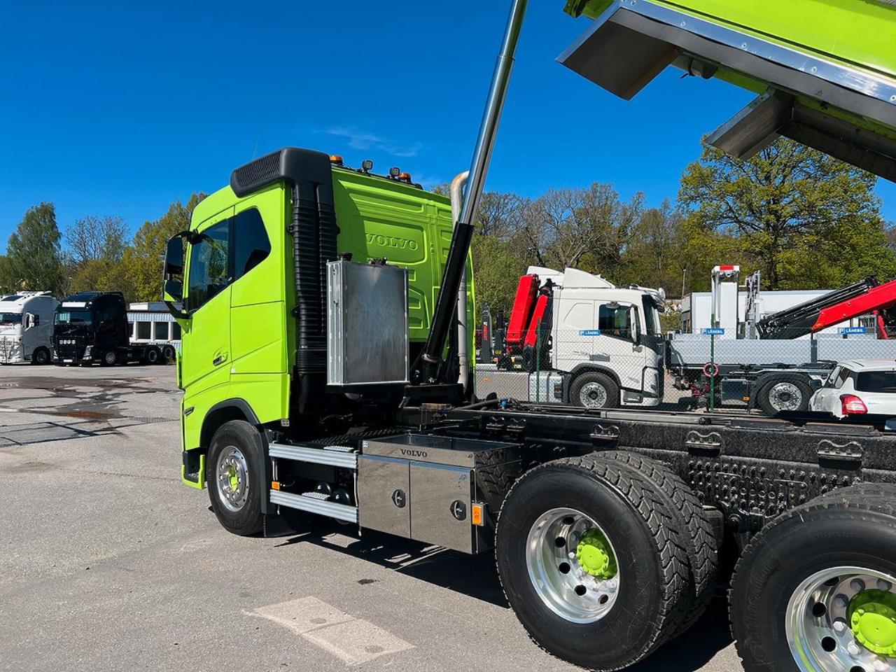 Volvo FH16 550 8x4*4 Tridem Tippbil I-See, Välutrustad 2021 - Tipp