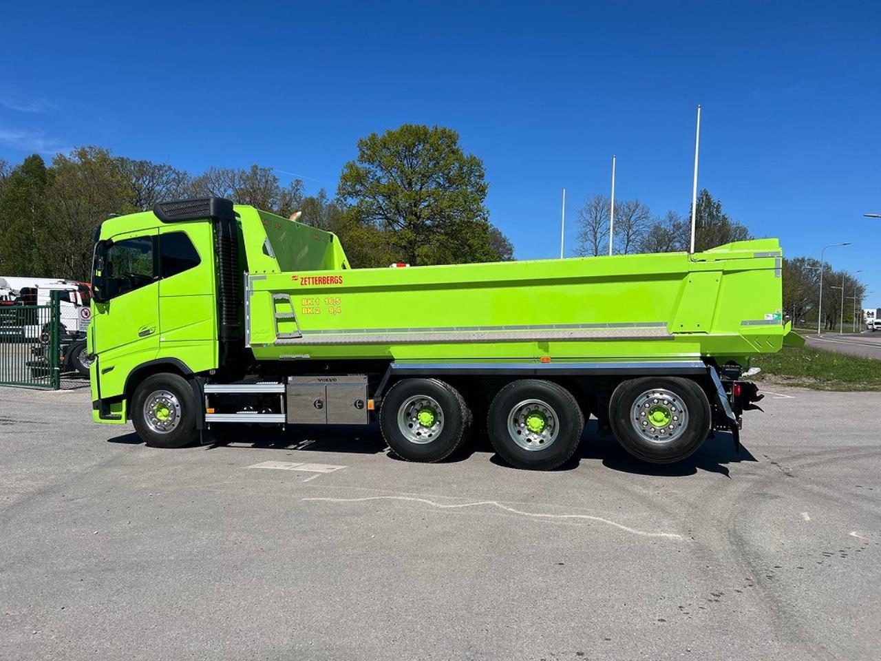 Volvo FH16 550 8x4*4 Tridem Tippbil I-See, Välutrustad 2021 - Tipp