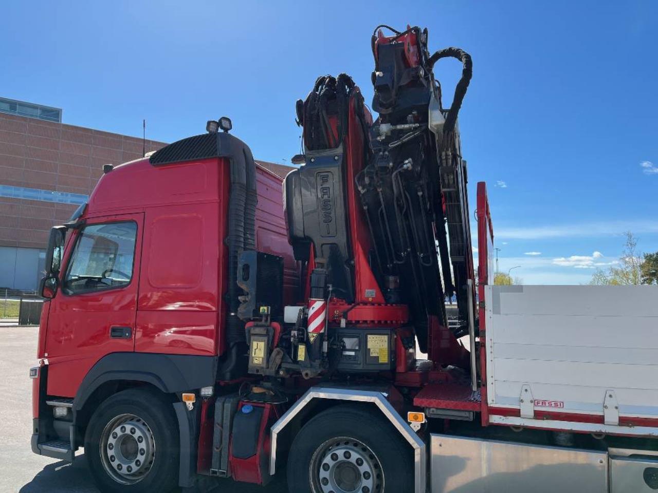 Volvo FM 500 Bodbil 82 ton 2017 - Kran