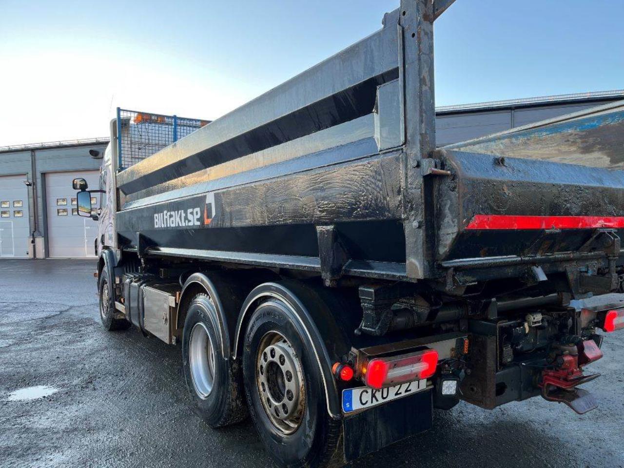 Volvo SCANIA P400LB6X2 2011 - Tipp