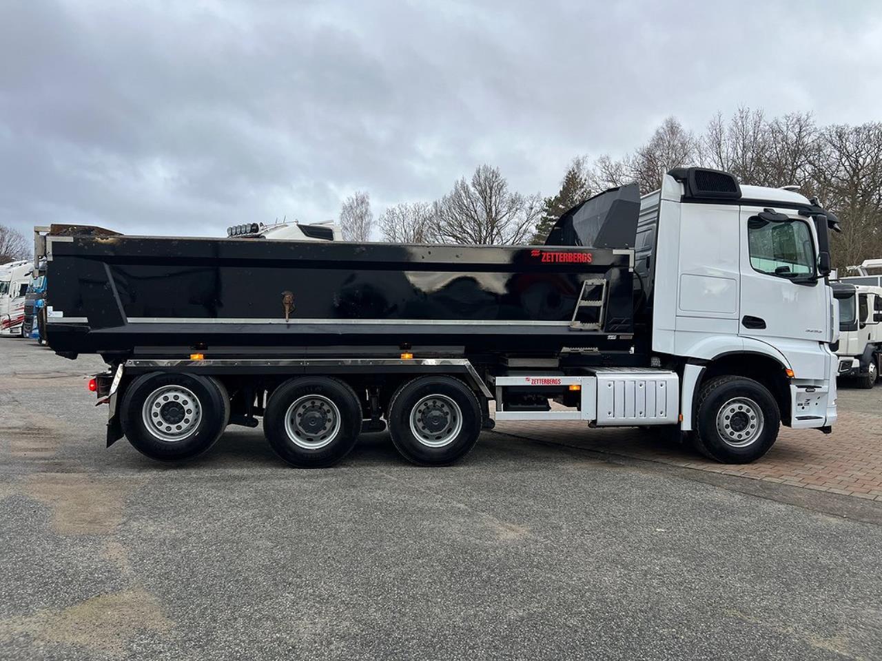 Mercedes-Benz Arocs 3253 Tippbil/Schaktbil Zetterbergs Euro6 2019 - Tipp